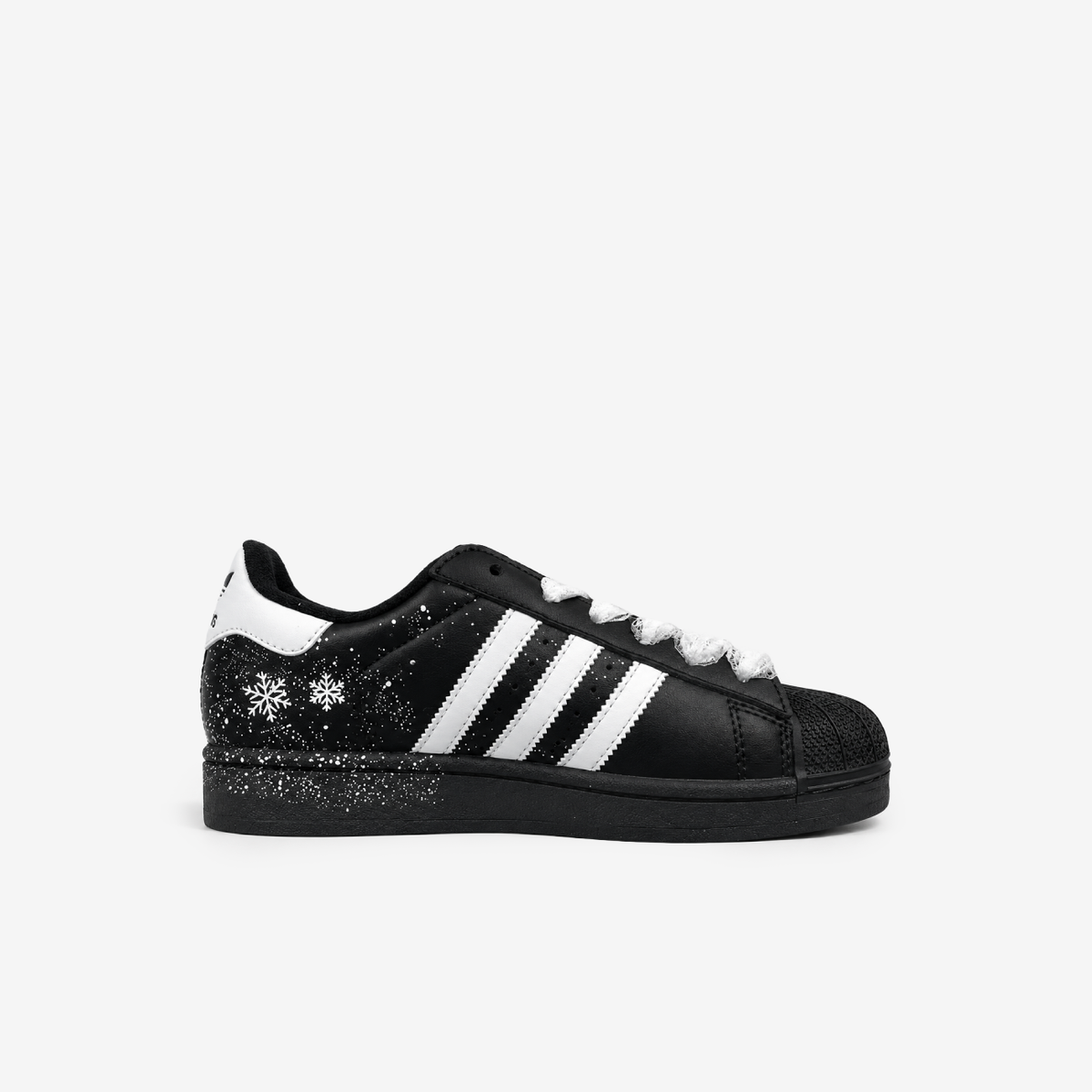 Adidas Superstar Snow Outfit Ideas