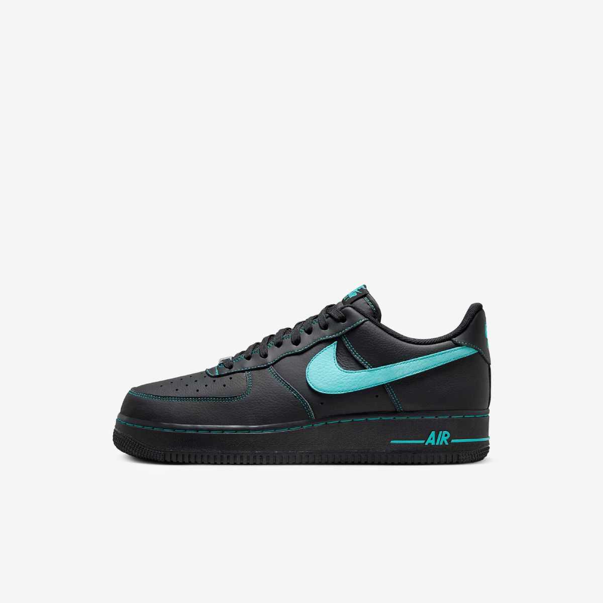 Nike Air Force 1 ’07 LV8 ‘Un-Tiffany’